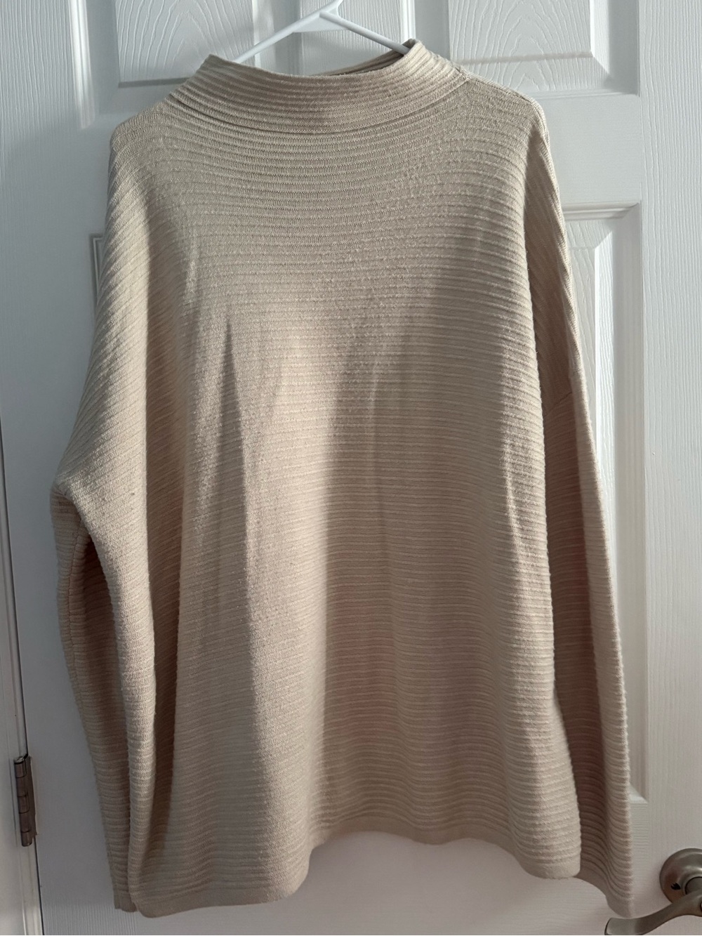 French Connection Cream Ribbed Oversized Sweater Size Large